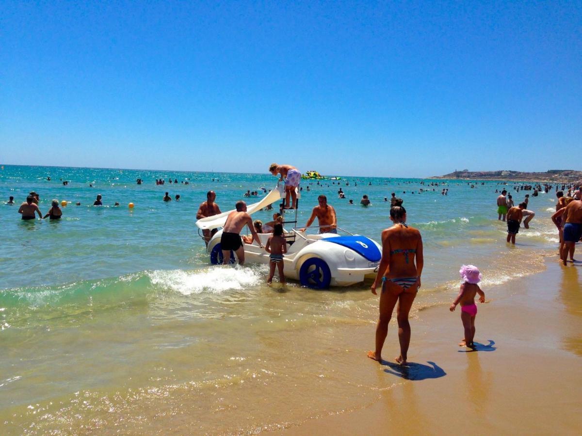 Apartamento Las Torres El Campello Luaran gambar