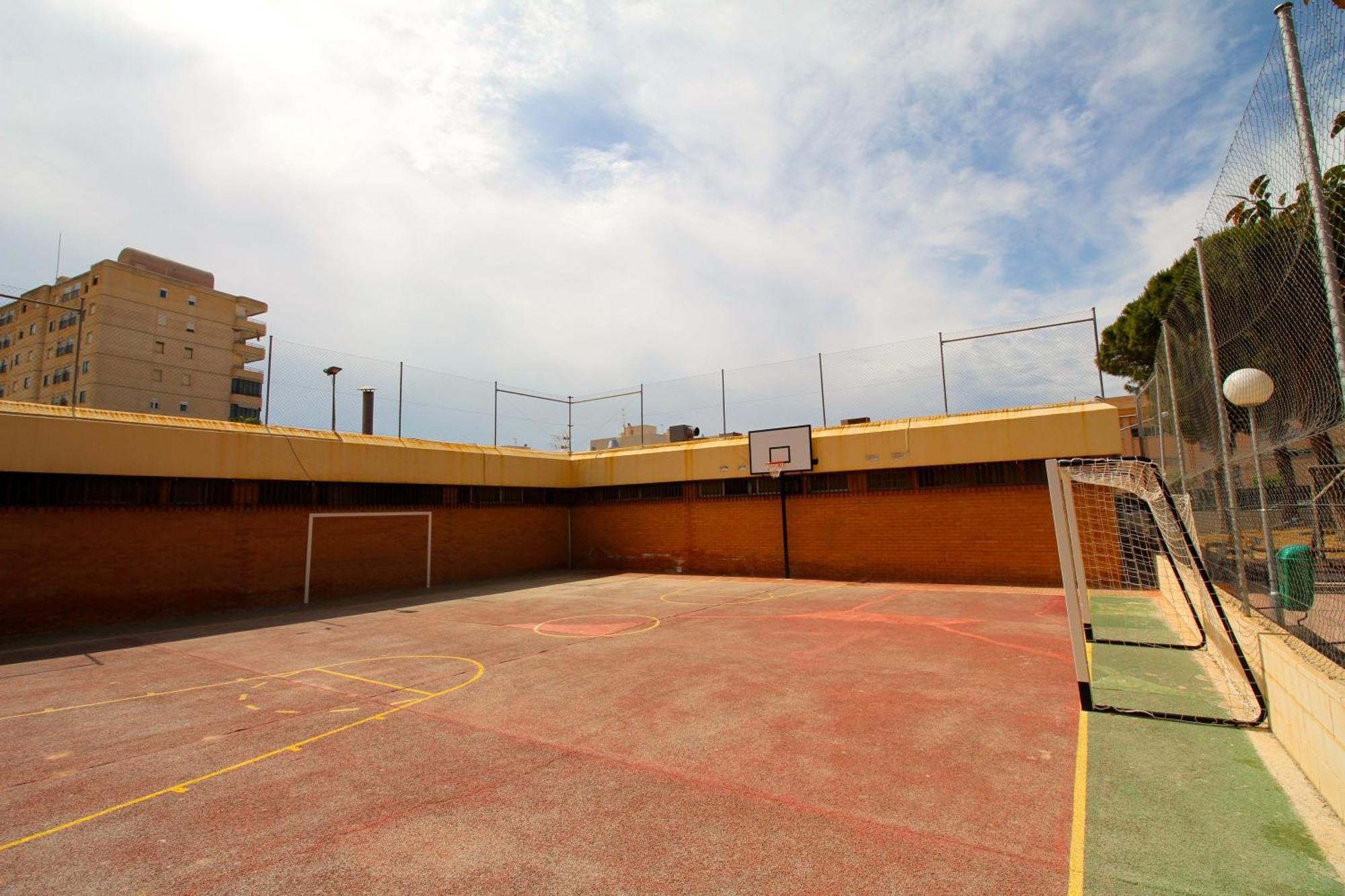 Apartamento Las Torres El Campello Luaran gambar