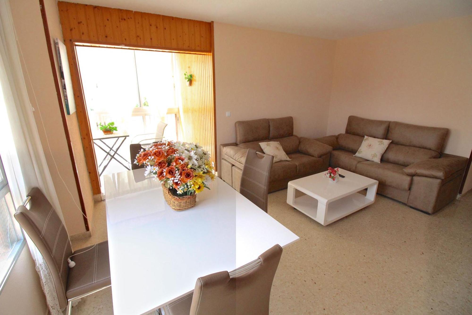 Apartamento Las Torres El Campello Luaran gambar