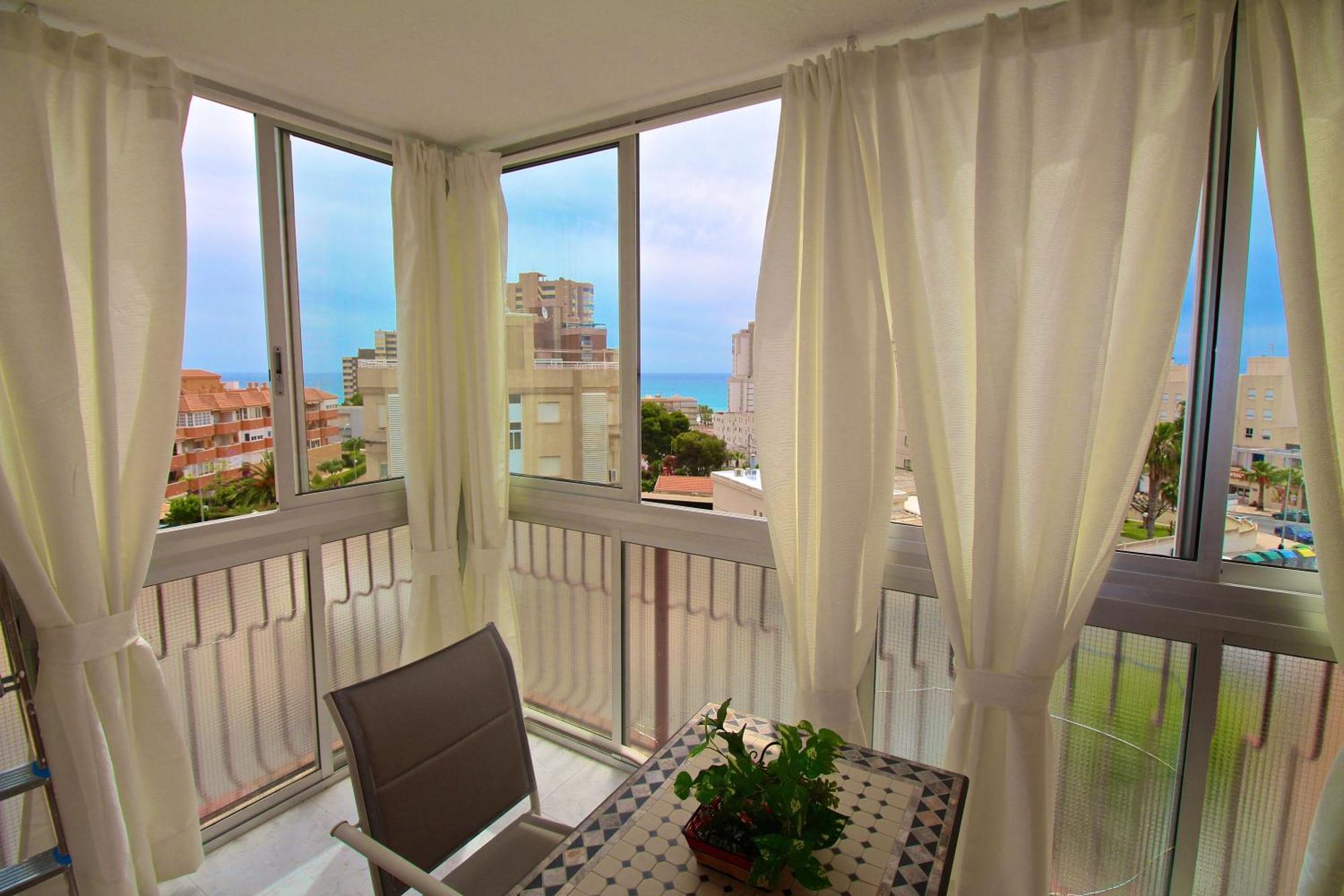 Apartamento Las Torres El Campello Luaran gambar