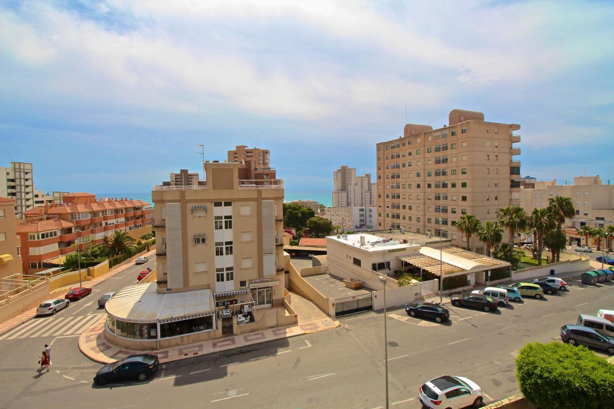 Apartamento Las Torres El Campello Luaran gambar